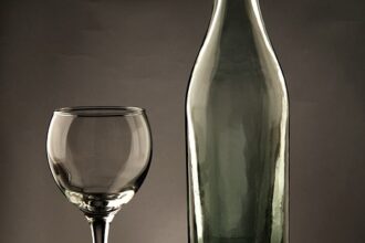 Sekretne ogrody z butelek: Reinkarnacja odpadów w przestrzeni domowej - 5 2025