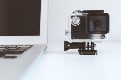 Jak zbudować zdrowe relacje z technologią: Przewodnik dla cyfrowych nomadów - 1 2025